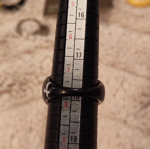 Vintage Bundle Of Rings (19 Rings) - Picture 10 of 14